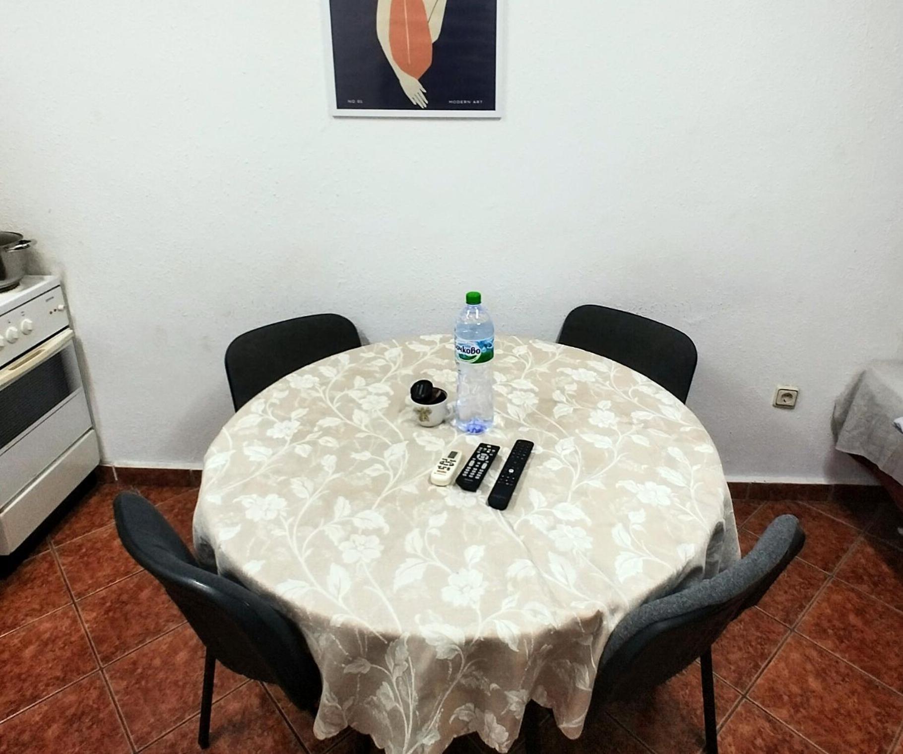 Apartamento Center - Basic Flat - 10 Min To The Beach Burgas Exterior foto
